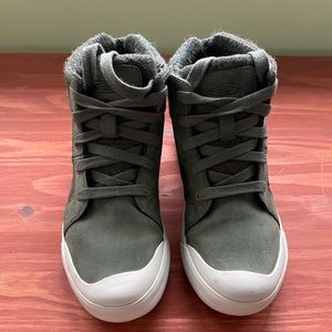 KEEN - Elena Mid Boots - 7.5